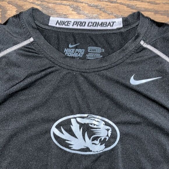 Nike Missouri Mizzou Tigers Black football Pro Combat compression Collar T shirt - Picture 3 of 5